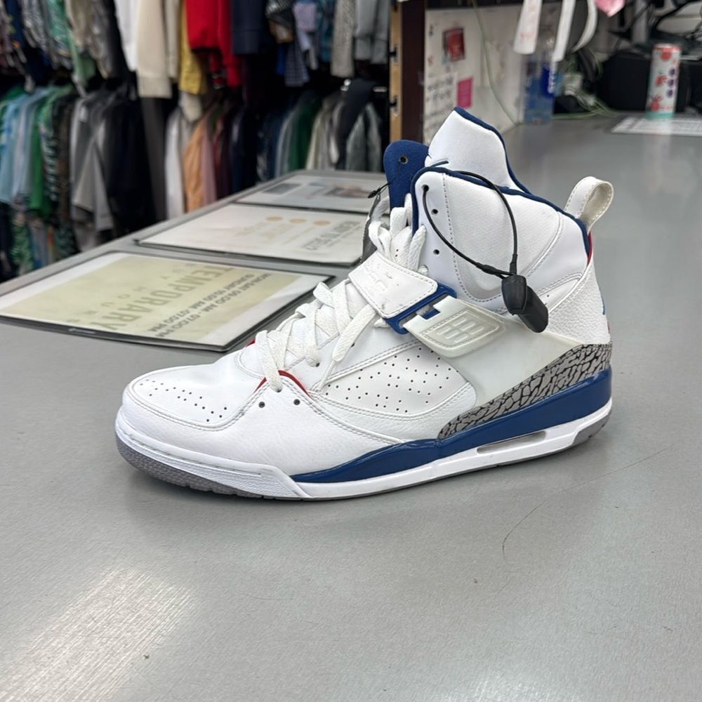 Jordan sneakers 